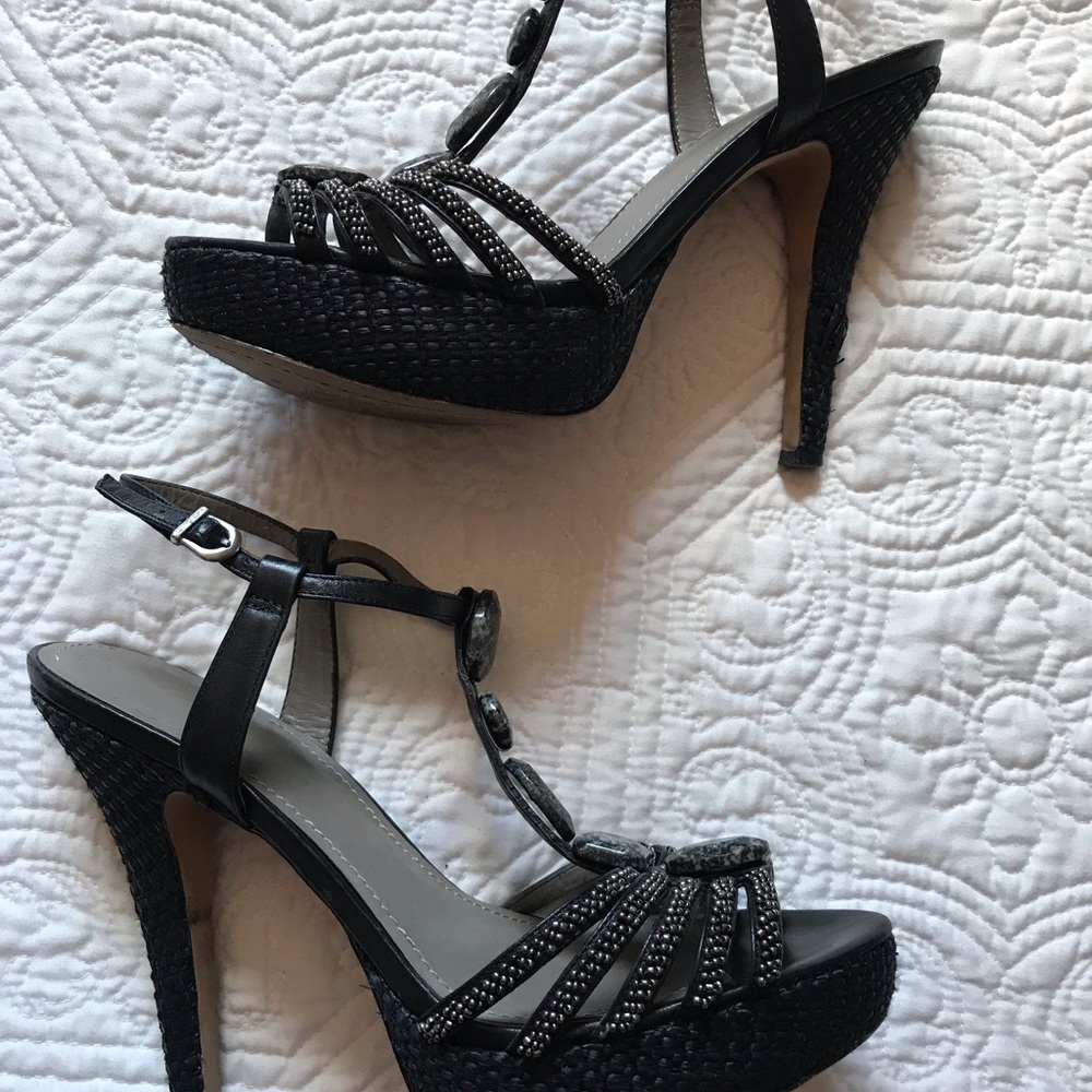 Elegant Vince Camuto Beaded Heels 👠